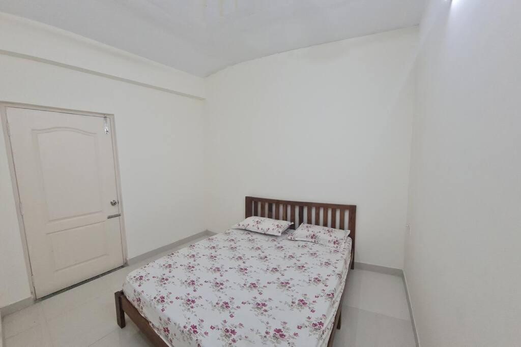 Вилла Kamalam 2 Bhk - Non Ac Коимбатур Экстерьер фото