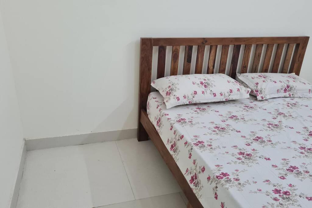 Вилла Kamalam 2 Bhk - Non Ac Коимбатур Экстерьер фото